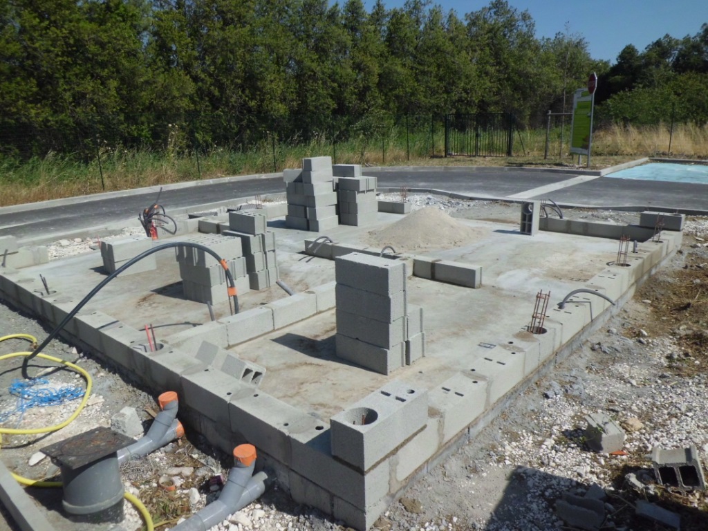 soubassement béton
